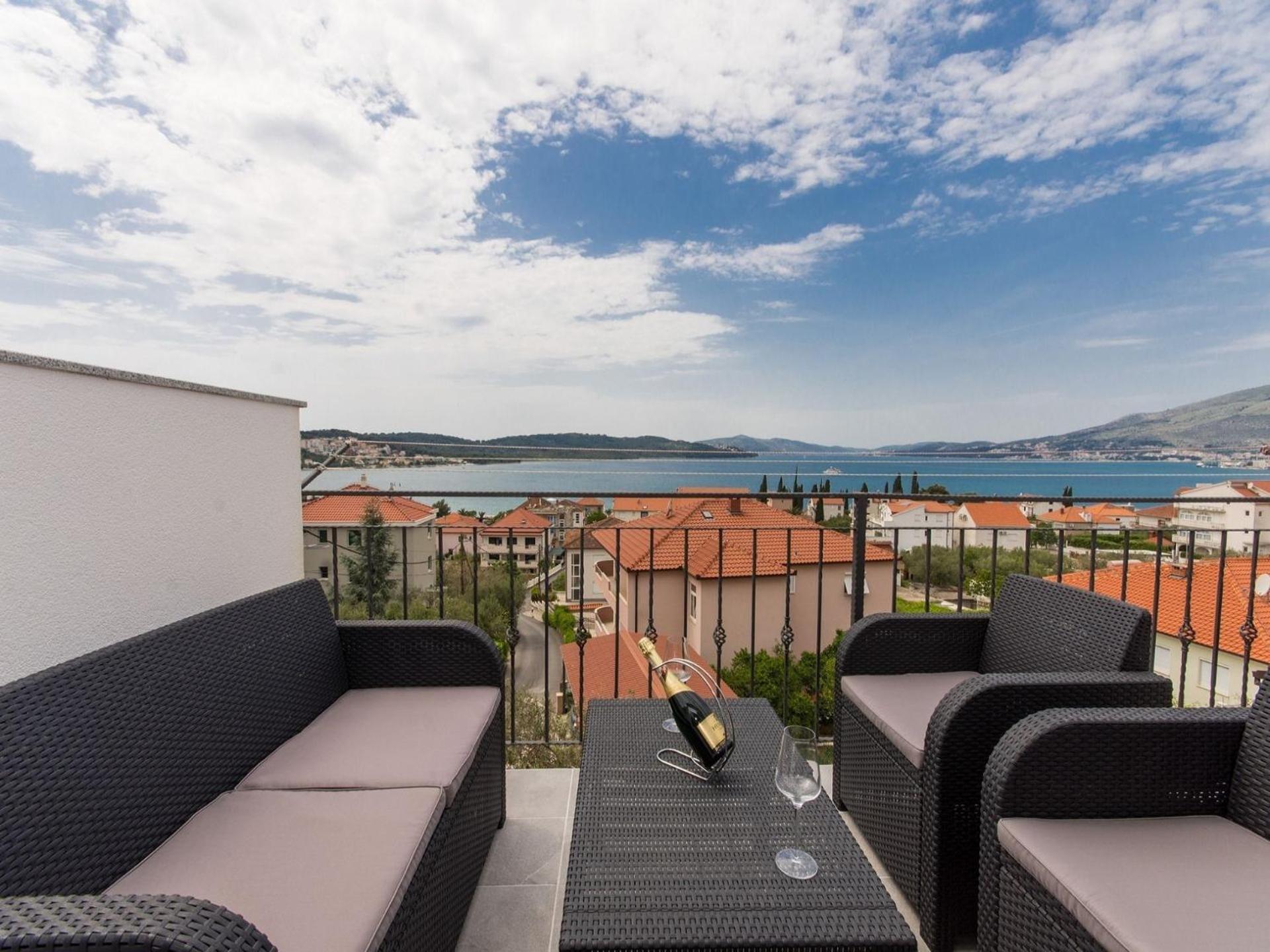 Apartment Tamara Trogir Buitenkant foto